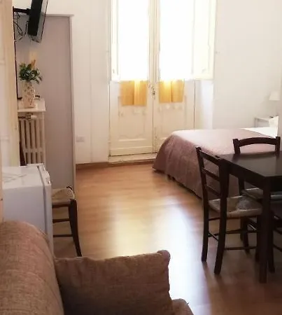 לינה וארוחת בוקר Accogliente Dimora