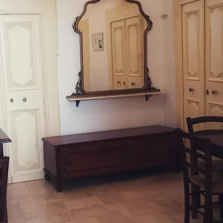 Accogliente Dimora לינה וארוחת בוקר פוטיניאנו