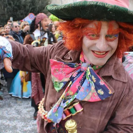 Accogliente Dimora לינה וארוחת בוקר 3*