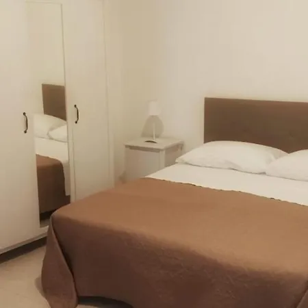 Accogliente Dimora 3* פוטיניאנו